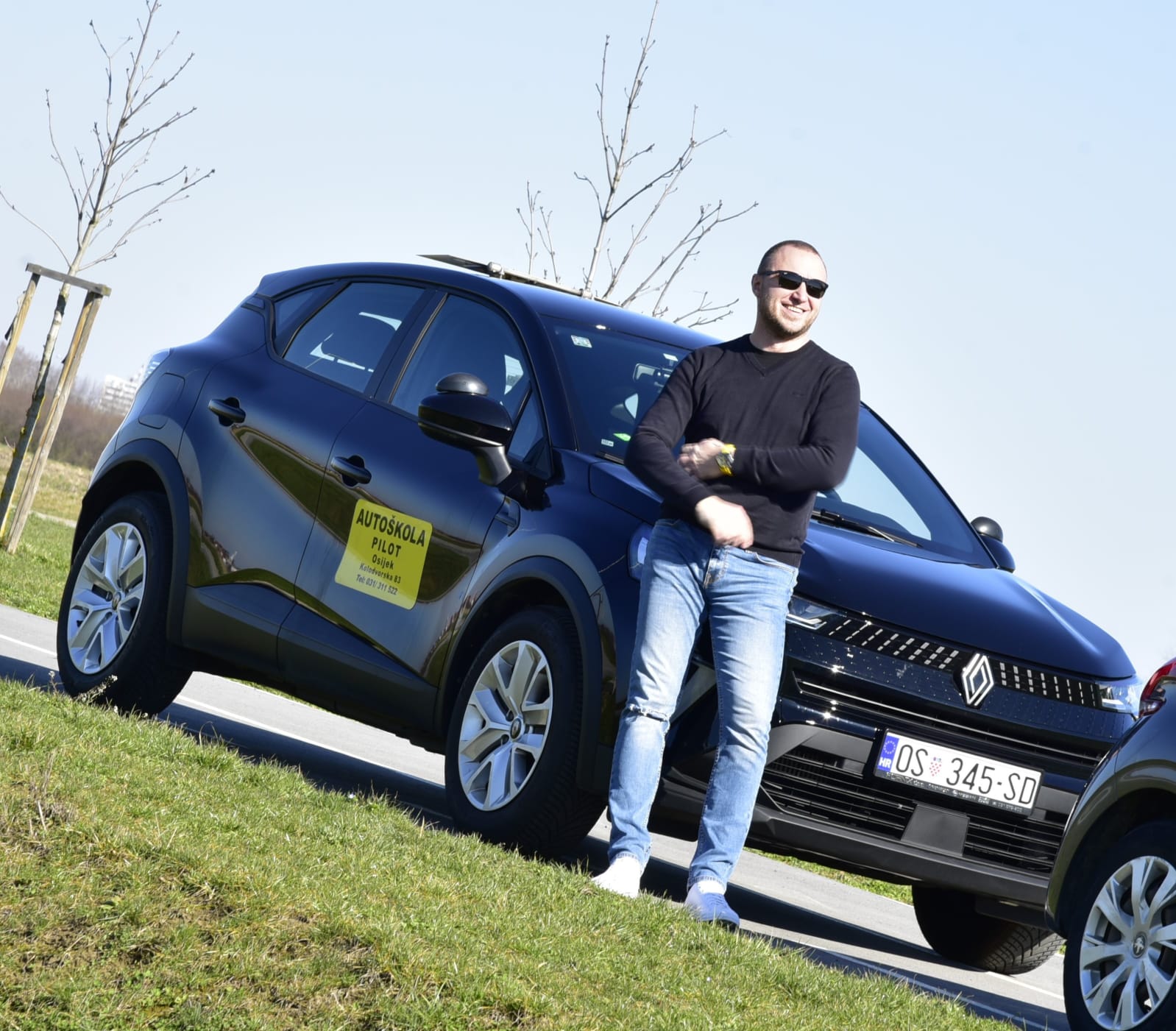 Igor Halt uz vozilo Autoškole Pilot